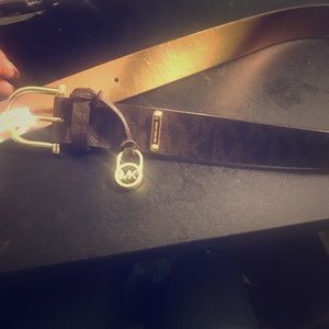 Michael Kors Logo Belt (small)